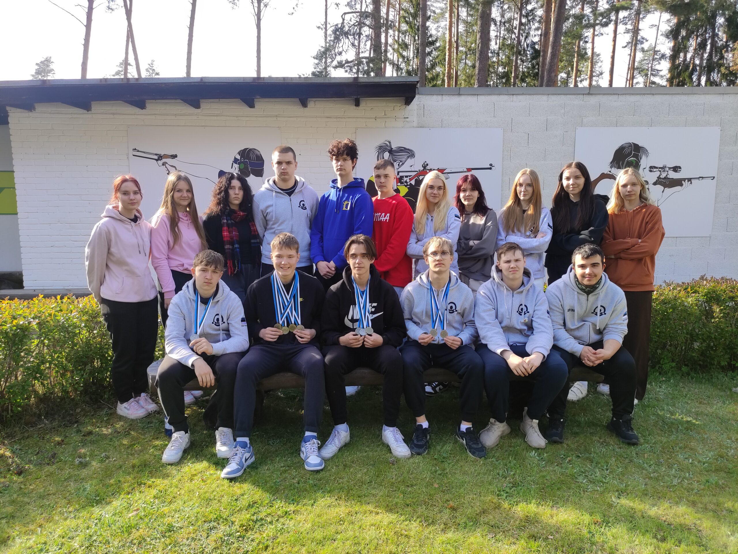 Eesti noorte meistrivõistlustelt Elvas tõid meie noorlaskurid koju 2 hõbe ja 2 pronksmedalit. Kõige rohkemate medalitega tuli võistlustelt tagasi Kaimar Pärnpuu