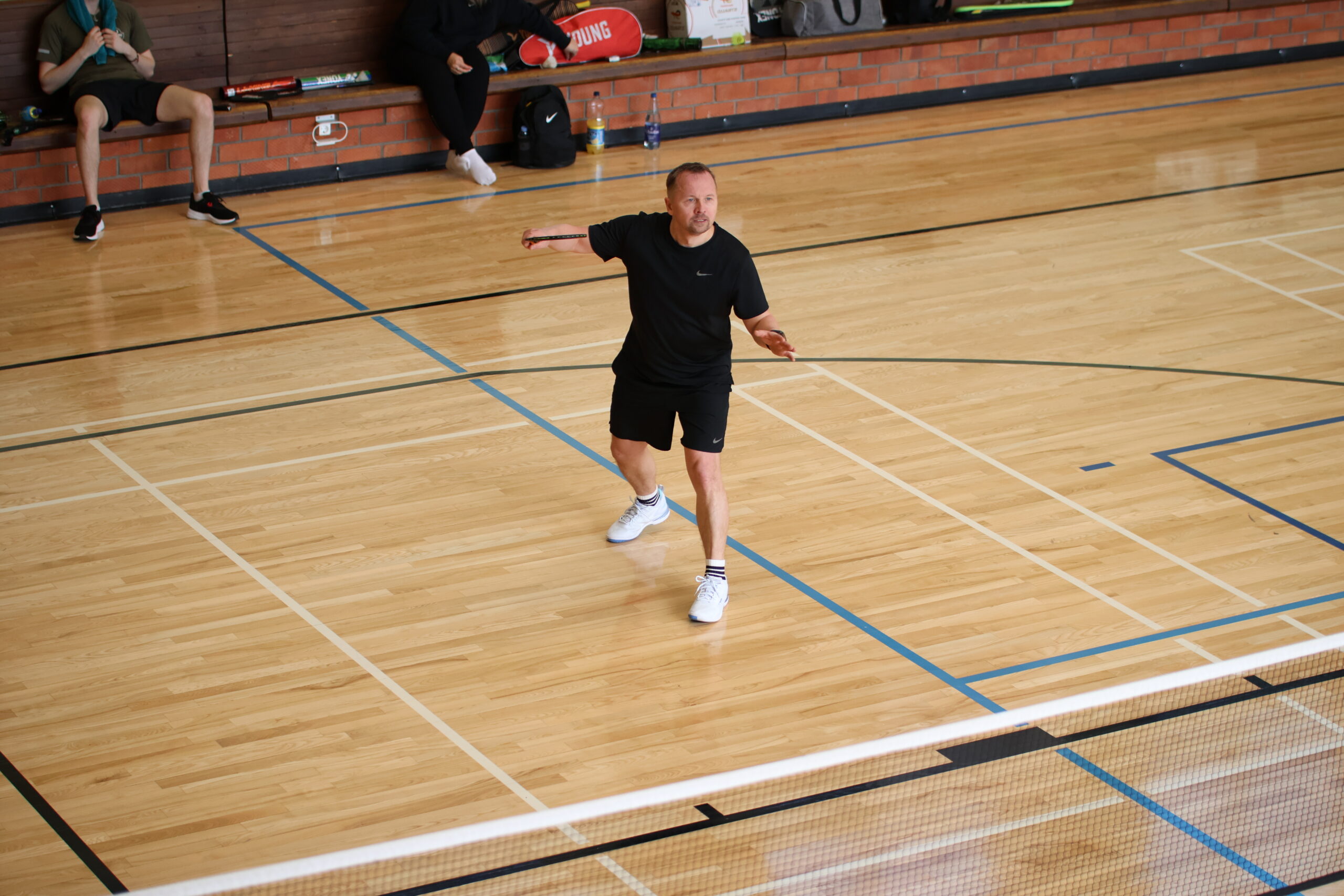 Aprilli teisel nädalavahetusel toimusid Haapsalu Kutsehariduskeskuse spordihallis Läänemaa lahtised meistrivõistlused sulgpallis, kus osales kokku 33 mängijat, 